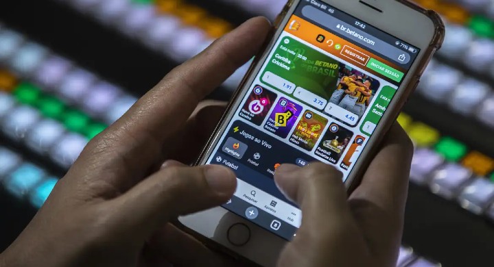 Sites de bets superam You Tube,  WhatsApp e TikTok em audiência no Brasil